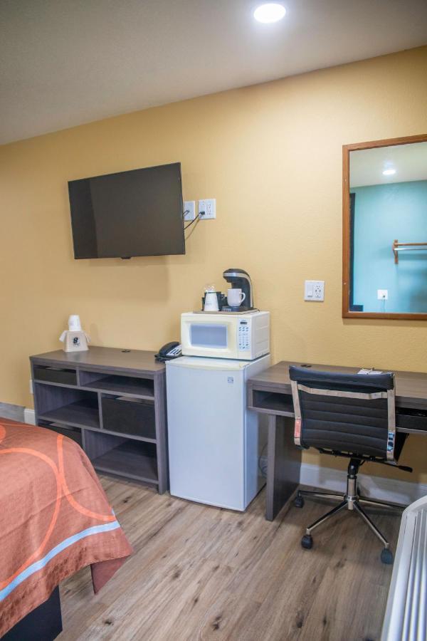 Super 8 By Wyndham Mountain Home Extérieur photo